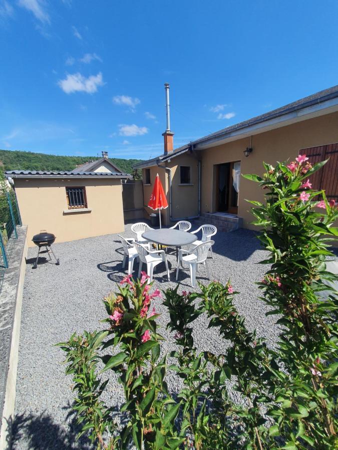 Gite Des Jardiniers Fumay Exterior foto